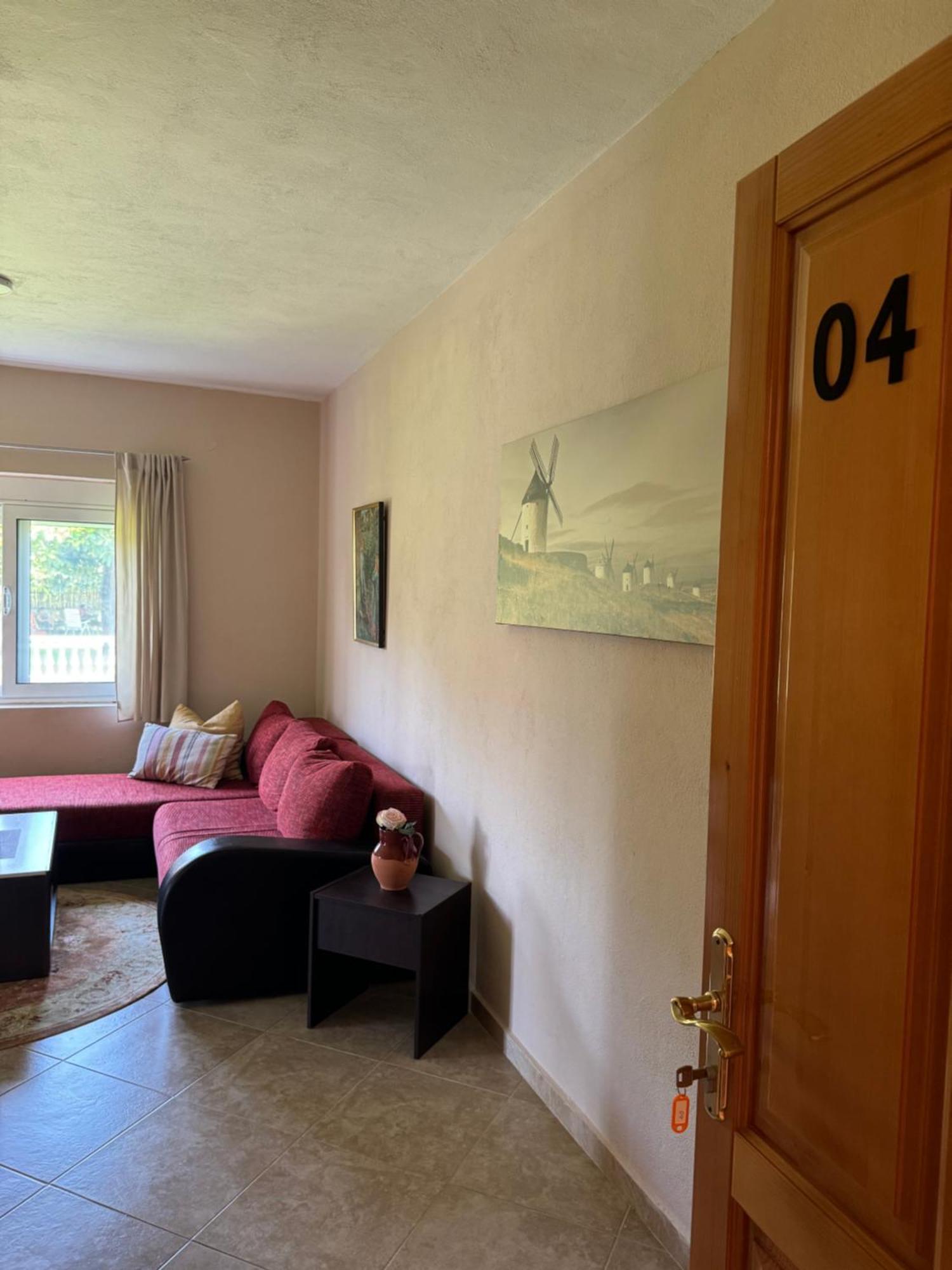 Sunrise House Apartments อุลซิน ภายนอก รูปภาพ