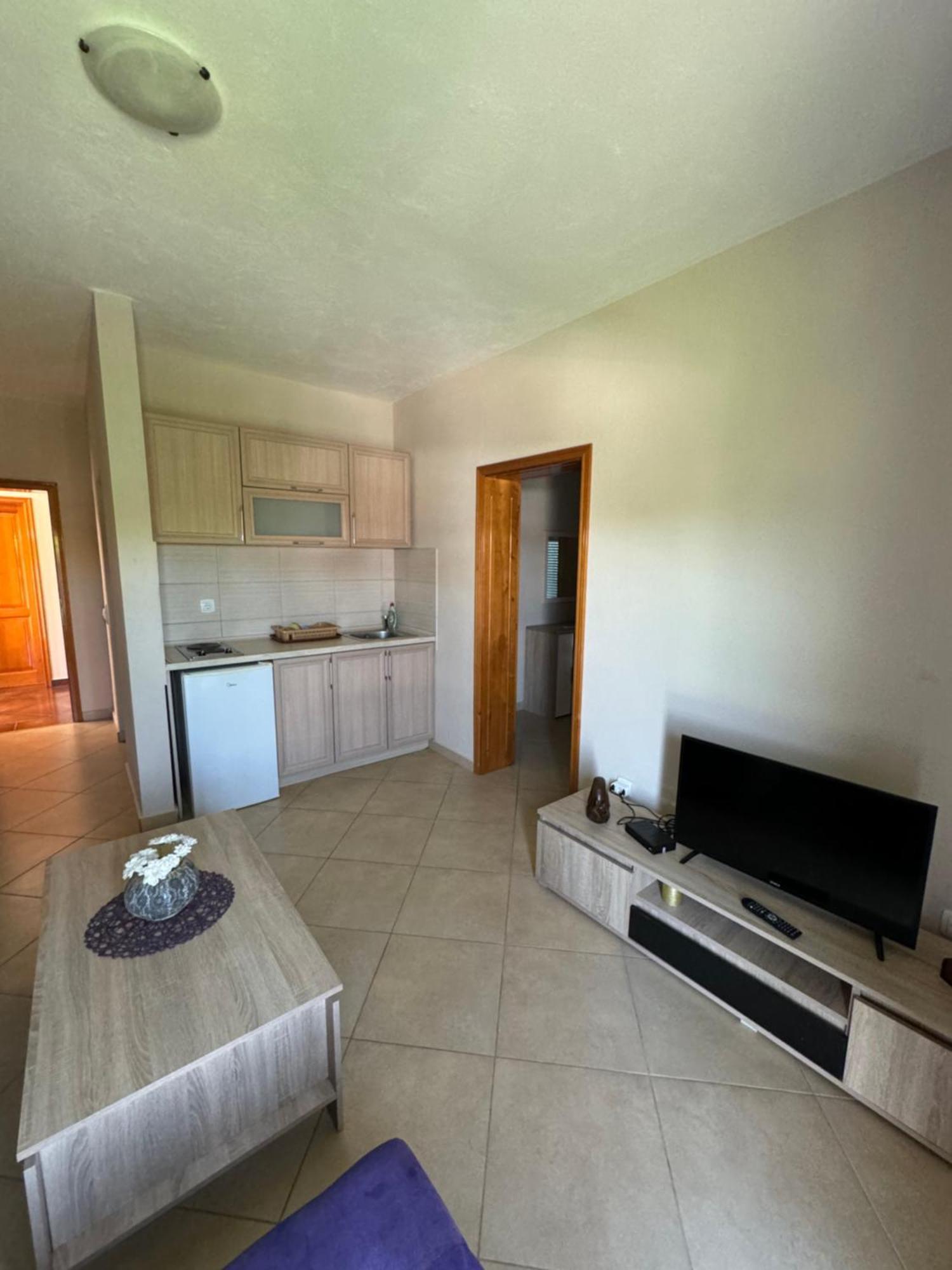 Sunrise House Apartments อุลซิน ภายนอก รูปภาพ