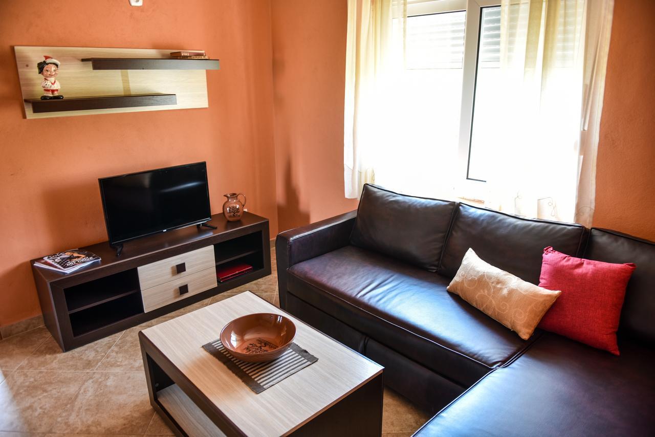 Sunrise House Apartments อุลซิน ภายนอก รูปภาพ